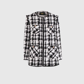 阔肩版休闲风外套