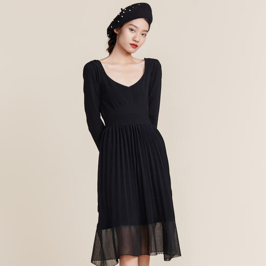 MIIDII谜底2022春新款简约优雅V领收腰显瘦针织连衣裙221MZ0328 商品图0