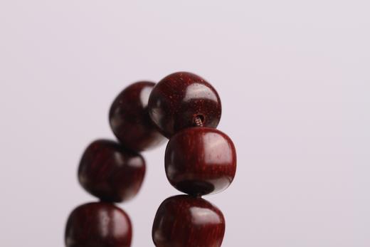 XYZT0154°小叶紫檀带金星佛珠男女手饰 商品图5