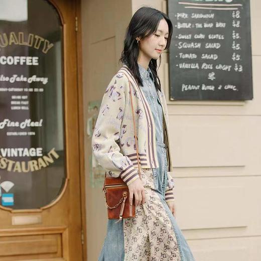 丽迪莎字母提花毛织外套KK11V3059 商品图1