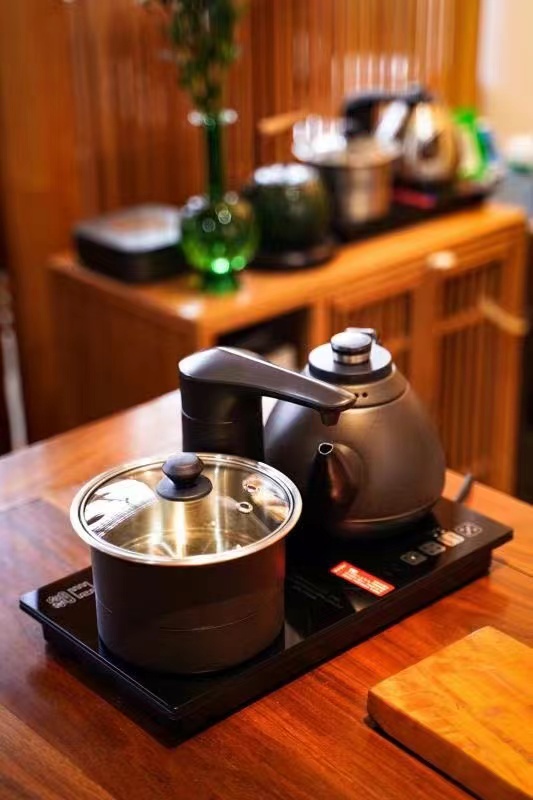 吉谷水壶  凌智TC001B-A 电水壶