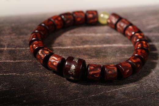 XYZT0219°紫檀嵌银六字真言手串 商品图1