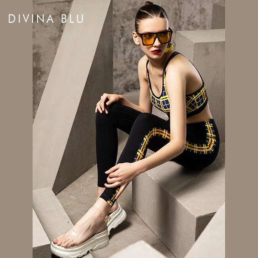 DIVINABLU伦敦系列专业瑜伽服女高端时尚运动套装气质仙气健身服 商品图3