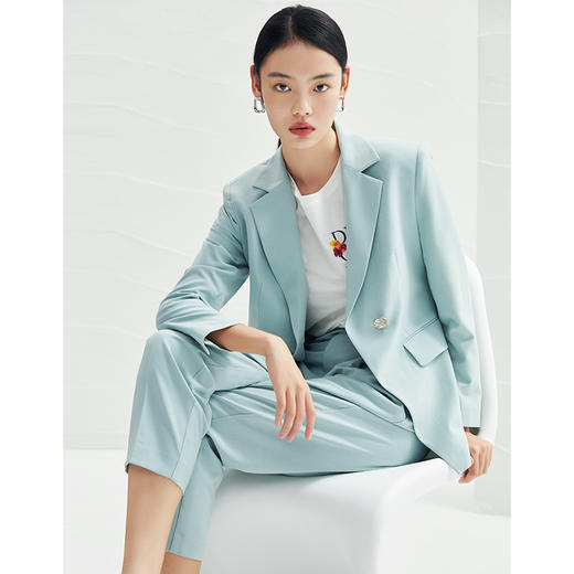 EITIE爱特爱春季新款纯色一粒扣休闲收腰女时尚通勤西装外套A2203911 商品图2