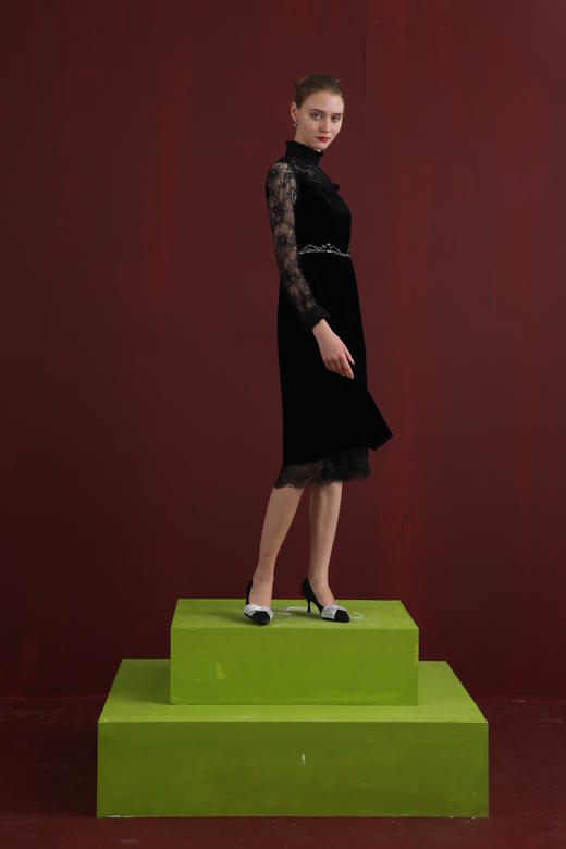 【伯妮斯茵】优雅丝绒连衣裙 1S5288 商品图6