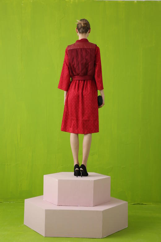 【伯妮斯茵】复古百搭马甲背心短外套 6A4155 商品图3