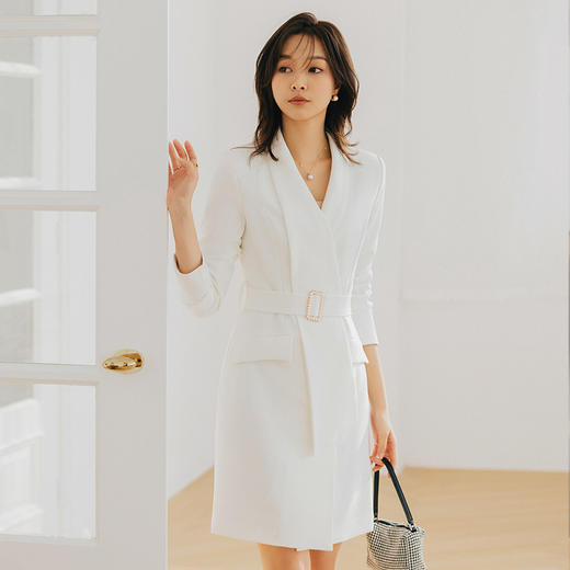 白色连衣裙女秋冬新款法式时尚职业工装不规则轻熟风西装裙 商品图0
