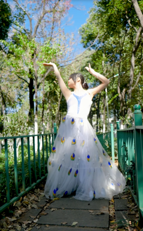 孔雀的美，云南的美，尽在我的舞蹈中……