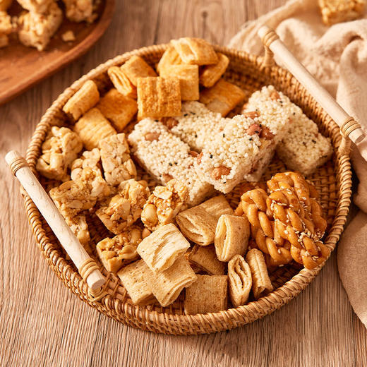 新款礼盒！【国家非遗】黄老五花生酥经典组合四川特产1437克礼盒装/1334克自用装 商品图2