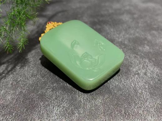 【御珠宫坊】金镶碧玉花蝶牌 商品图6