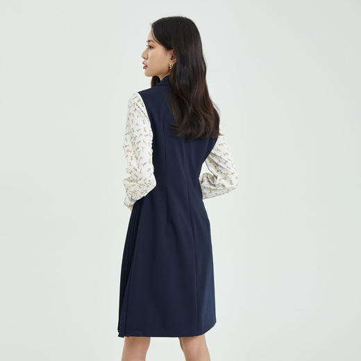 PRICH2022春季新款气质设计感小众职场拼接V领西装连衣裙PROWC1203M 商品图2