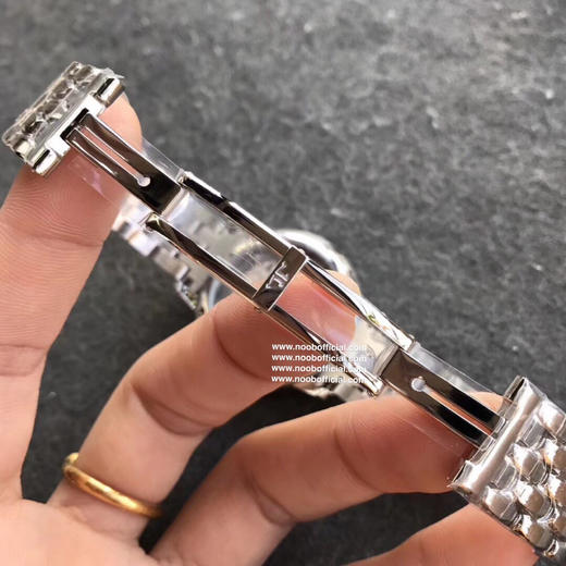 2017日内瓦表展新款积家约会系列大月相女士腕表，34x11mm，西铁城9015改cal.935A自动机械机芯，316精钢表壳，蓝宝石镜面，钢带或皮带可选，折叠扣，防水30米 商品图8