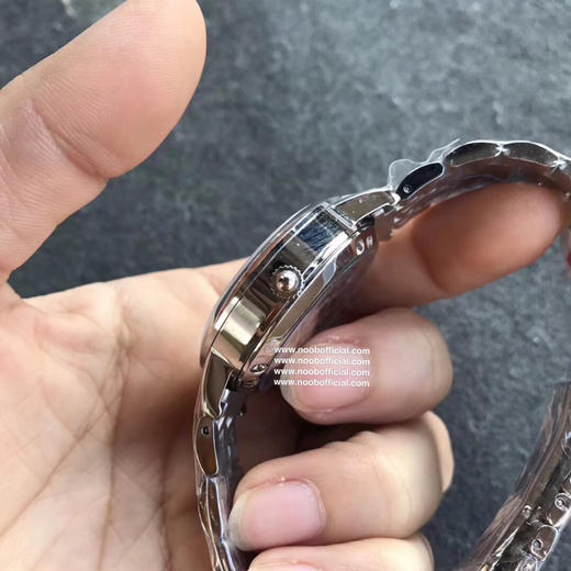 2017日内瓦表展新款积家约会系列大月相女士腕表，34x11mm，西铁城9015改cal.935A自动机械机芯，316精钢表壳，蓝宝石镜面，钢带或皮带可选，折叠扣，防水30米 商品图2