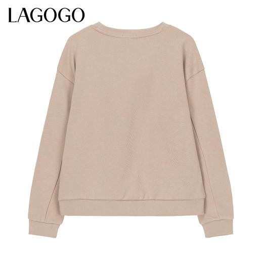 Lagogo拉谷谷2022春新款驼色圆领套头宽松显瘦卫衣女长袖休闲上衣LAEE411A01 商品图1