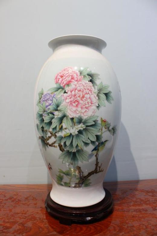 尧娟：粉彩蜀国牡丹冬瓜瓶 商品图0