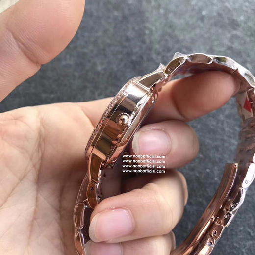 2017日内瓦表展新款积家约会系列大月相女士腕表，34x11mm，西铁城9015改cal.935A自动机械机芯，316精钢表壳，蓝宝石镜面，钢带或皮带可选，折叠扣，防水30米 商品图13