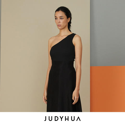 JUDYHUA 斜肩设计针织背心 商品图5