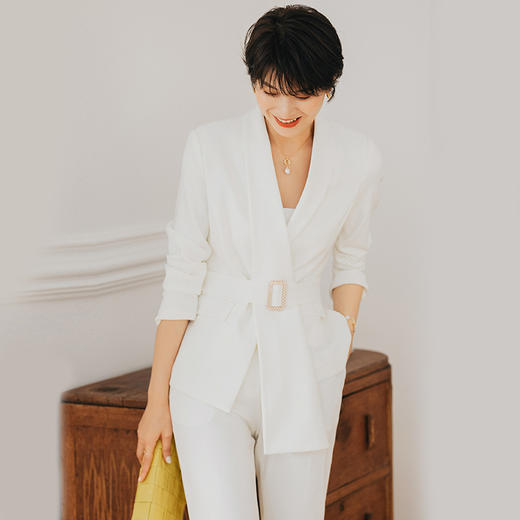 白色西装套装女秋冬长袖不规则高端气质商务职业装西服外套 商品图1