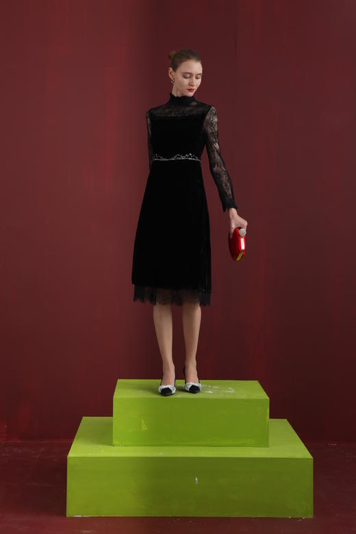 【伯妮斯茵】优雅丝绒连衣裙 1S5288 商品图8