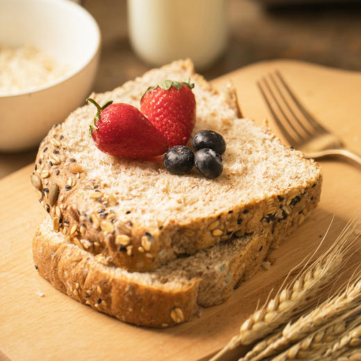 牛奶棚无糖精全黑麦面包吐司早餐饱腹健身代餐粗粮年货休闲零食品