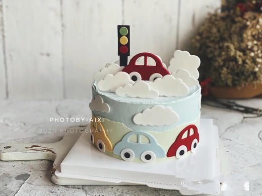 卡通小汽车蛋糕，动物奶油翻糖装饰生日蛋糕，全部装饰可食用 商品图0