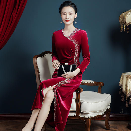 上海旗袍厂JC-62304改良旗袍女婚礼妈妈礼服高贵婚宴装金丝绒加厚连衣裙 商品图3