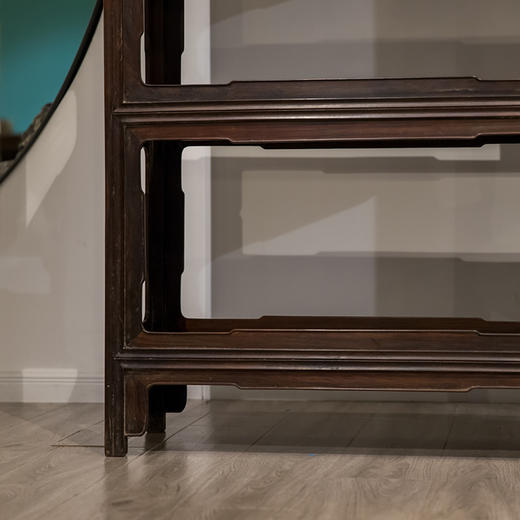 清 红木洼膛肚圈口四层架格（一对） 商品图2