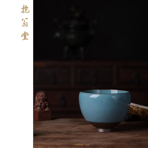 抱翁堂/粉青太府单杯 景德镇抱翁堂—手工茶杯粉青太府单杯主人杯 商品图0