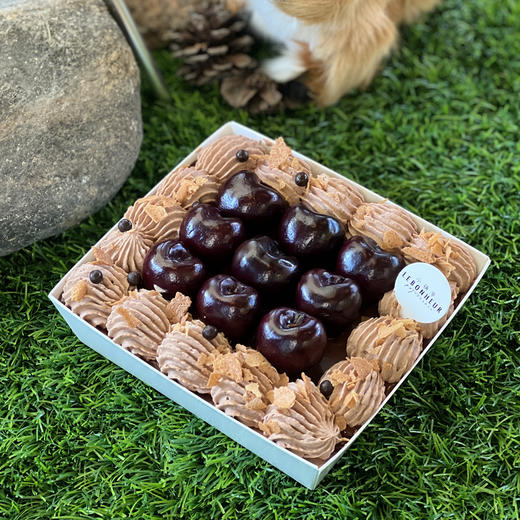 法芙娜车厘子盒子 · 奶油蛋糕 商品图0