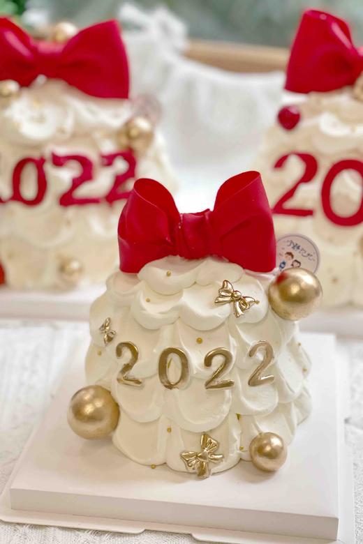 新年四寸翻糖蝴蝶结树奶油蛋糕 下单前请仔细阅读商品详情 商品图0