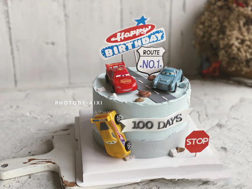 麦昆车队🚗卡通蛋糕，顾客私人订制，卡纸部分装饰会随机调整 商品图1