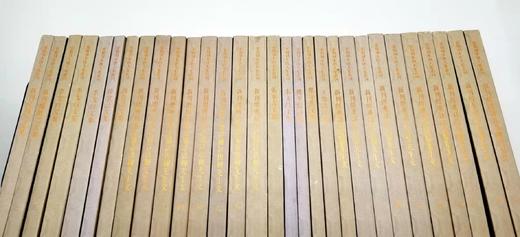 《新刊增广百家详补注唐柳先生文》，全8册，16开，平装，据宋蜀刻本影印，韩愈、柳宗元著，上海古籍出版社2013年版，定价848，售价428元。品相9成。 商品图1