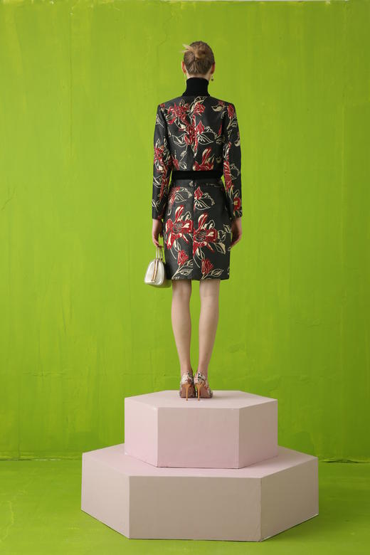 =【伯妮斯茵】高贵显瘦优雅提花设计短外套 1A4131 商品图6