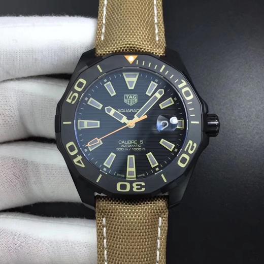 V6豪雅泰格300米竞潜。同步官方新款，材料规格均与正品一致，采用蓝宝石镜面及抗腐蚀陶质表圈，直径41mm 商品图14