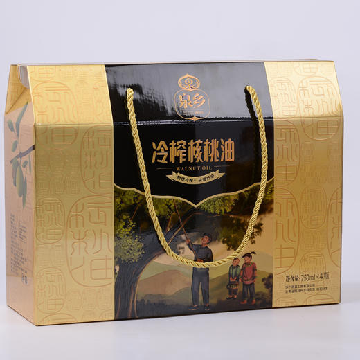 云南玉溪泉乡老磨坊 冷榨核桃油(礼盒塑料瓶) 750ml*4 包邮 商品图2