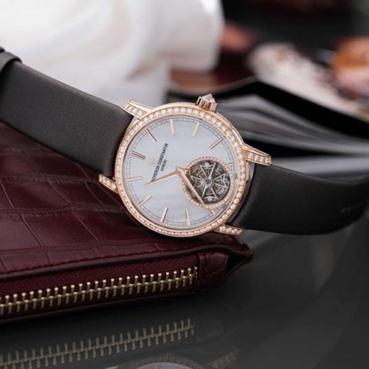江诗丹顿 Vacheron Constantin 传袭系列自动机械腕表 6035T/000R-B634 商品图1