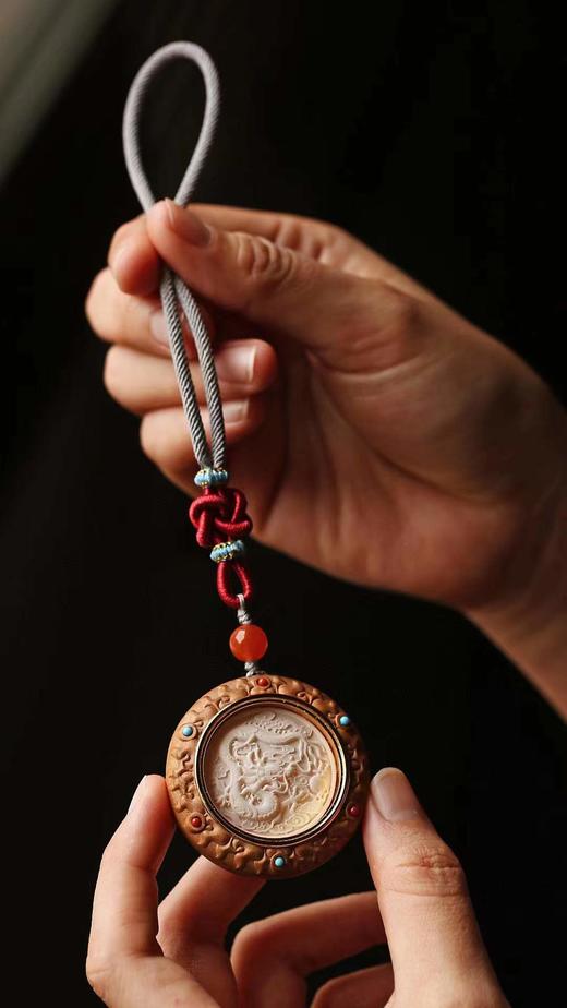 龙行天下°运转乾坤老山檀香挂件 商品图4