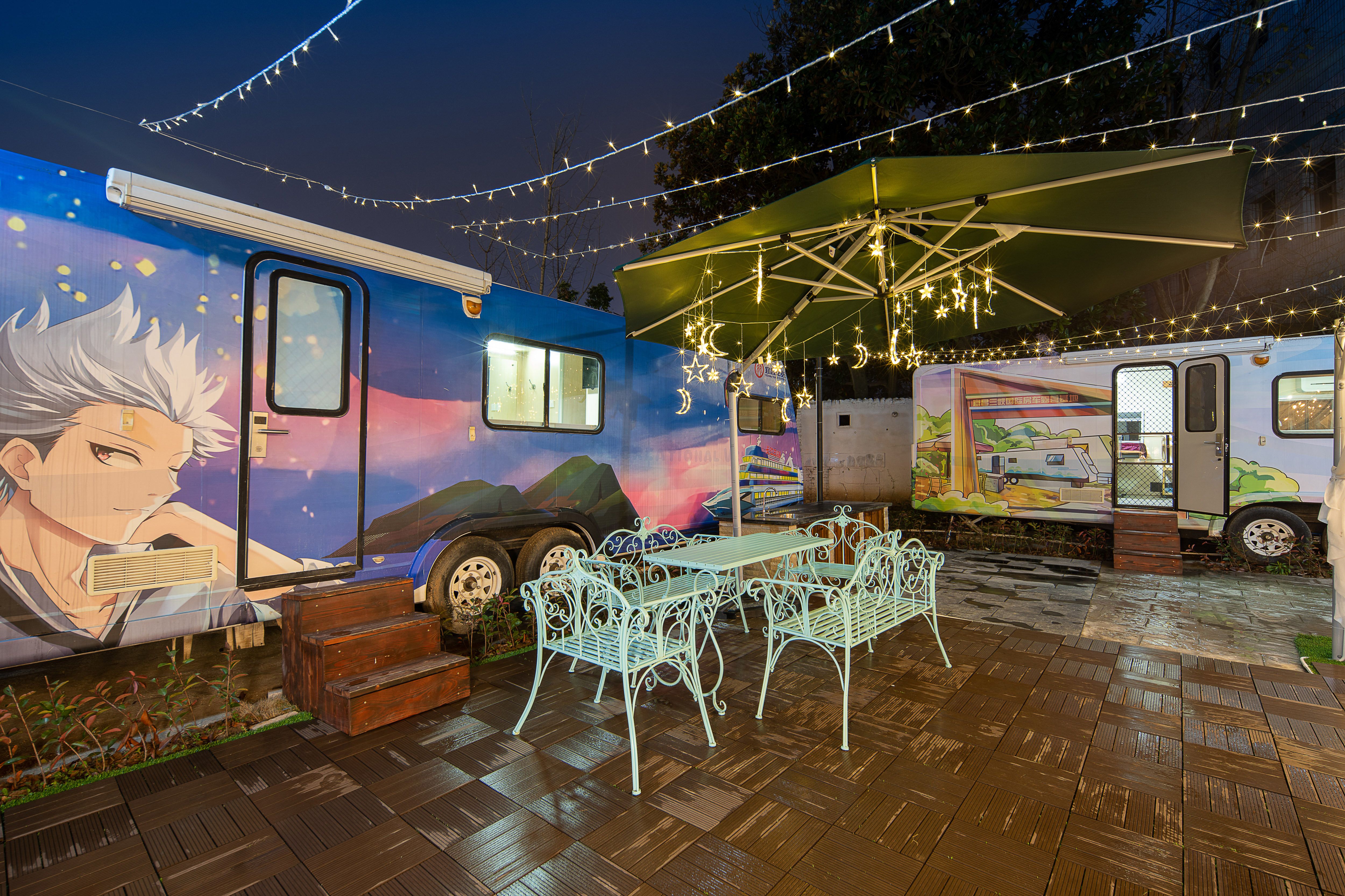 房车营地3车家庭套房3车家庭套房