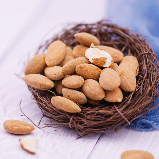 疆果果 藤椒味巴旦木仁 45g*3 新疆 商品图2