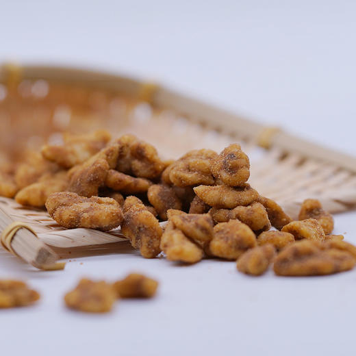 疆果果 藤椒味核桃仁 45g*3 新疆 商品图4