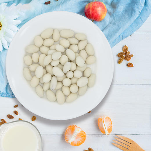 疆果果 酸奶葡萄干 175g 新疆 商品图1