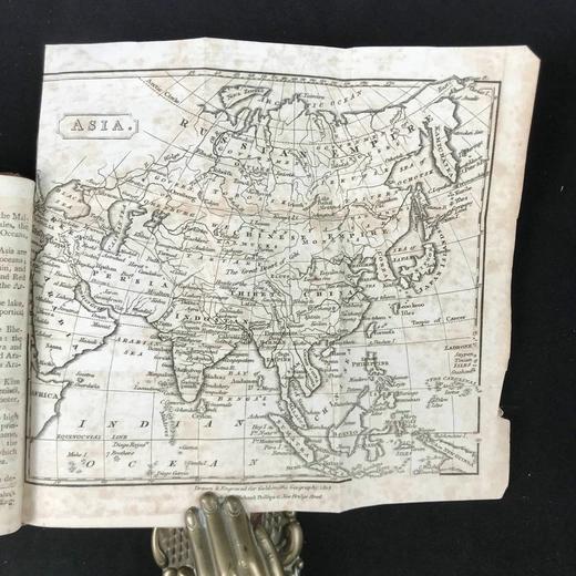 1808年 地理学语法 6幅原品版画插图与展开地图 全真皮精装64开 商品图7