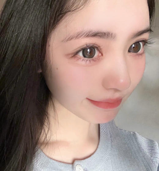 【年抛】鳕鱼小贝 Aromi   | 大直径14.5着色13.6 | 【同品牌多副美瞳更划算，选款色板在详情页内】，灰色美瞳 商品图1