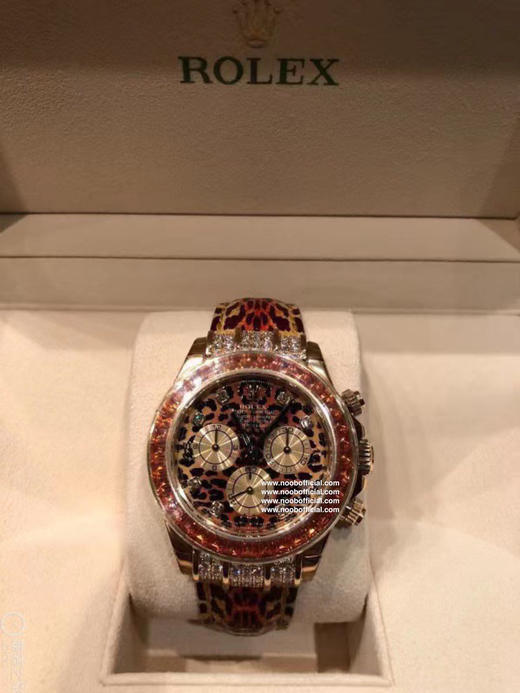 新品宇宙计时迪通拿 11598Saco豹纹！
Noob Maker新品Daytona、ROLEX艺术的腕表 毕加索官方授权！
尺寸40mm 搭配正品一致的4130定制版机芯 这款豹纹饰色迪通拿腕表‼️ 商品图14