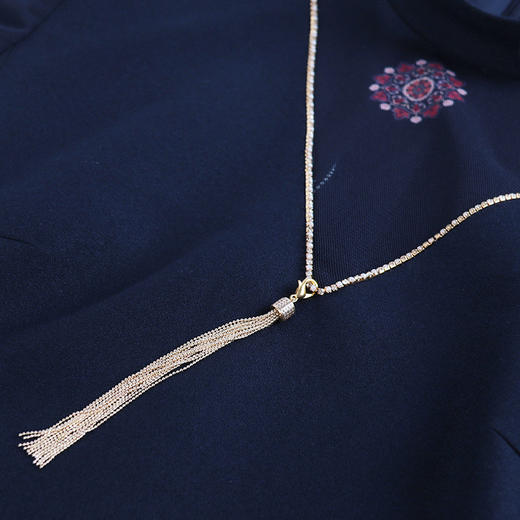 戴布拉芬高贵优雅中长款连衣裙L25A520 商品图2