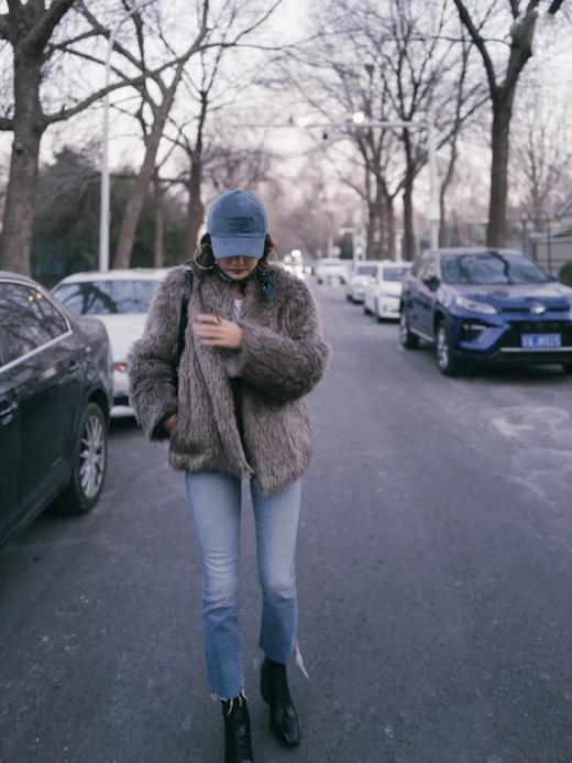 HIDEMI 灰色长毛简约短款大衣 商品图11