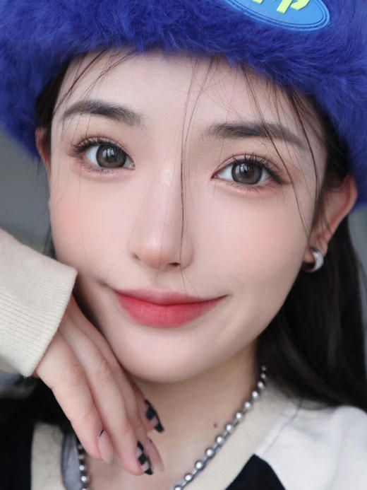 【年抛】雪球灰 Aromi  | 大直径14.5 着色13.9 | 【同品牌多副美瞳更划算，选款色板在详情页内】，灰色狗狗眼美瞳 商品图1