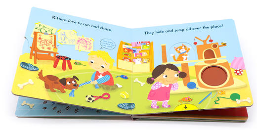 Busy系列 忙碌的宠物 英文原版绘本 Busy Pets 英文版儿童英语启蒙玩具纸板书 亲子互动趣味认知 锻炼手指发育推拉转机关操作书 商品图3