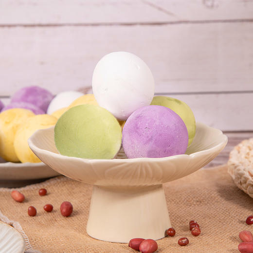 【新上市 9.5折】妙维根特色大汤圆 芝麻/花生/豆沙/笋干/荠菜味  300g/袋 (6枚) 商品图3