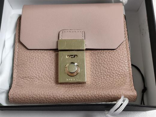 8051510711575   FURLA  MILANO小号双折钱包  规格:11X10X1 cm【金属花】 商品图4